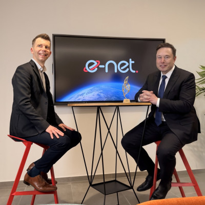 Sacha Peiffer échange avec Elon Musk à Namur (Floreffe) autour du Souffle de l’Innovation